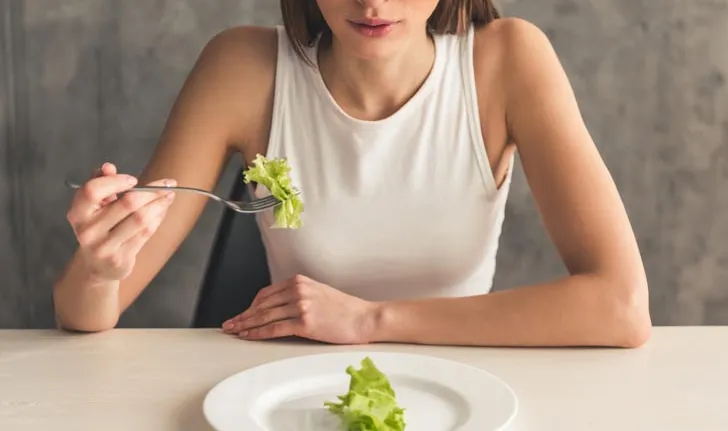 8 eating techniques that help girls Lose weight in 2 weeks